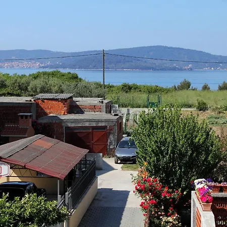 Apartment Apartments With A Parking Space Zadar - 6205